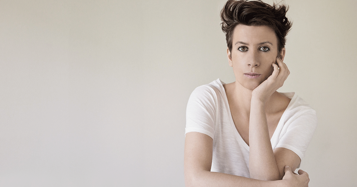 Justyna Kopińska: Kolorowe ptaki