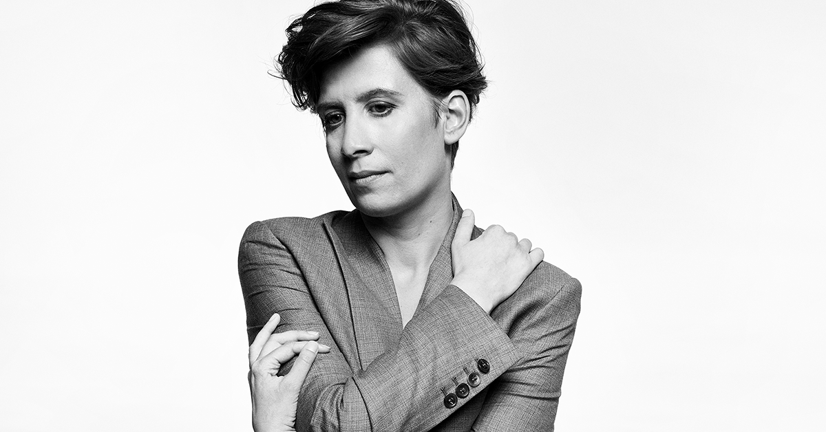 Justyna Kopińska: Mężczyzna, który nie ufa nikomu