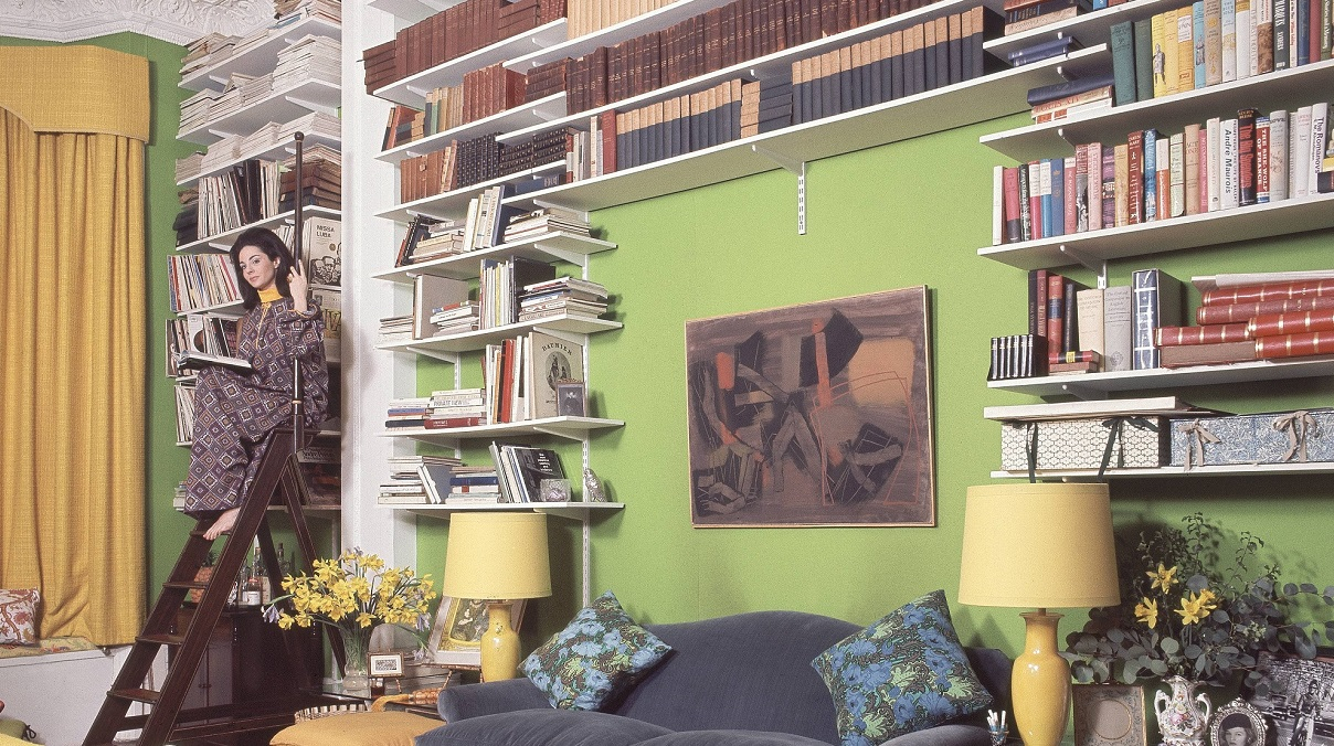 5 książek, które warto przeczytać w majówkę