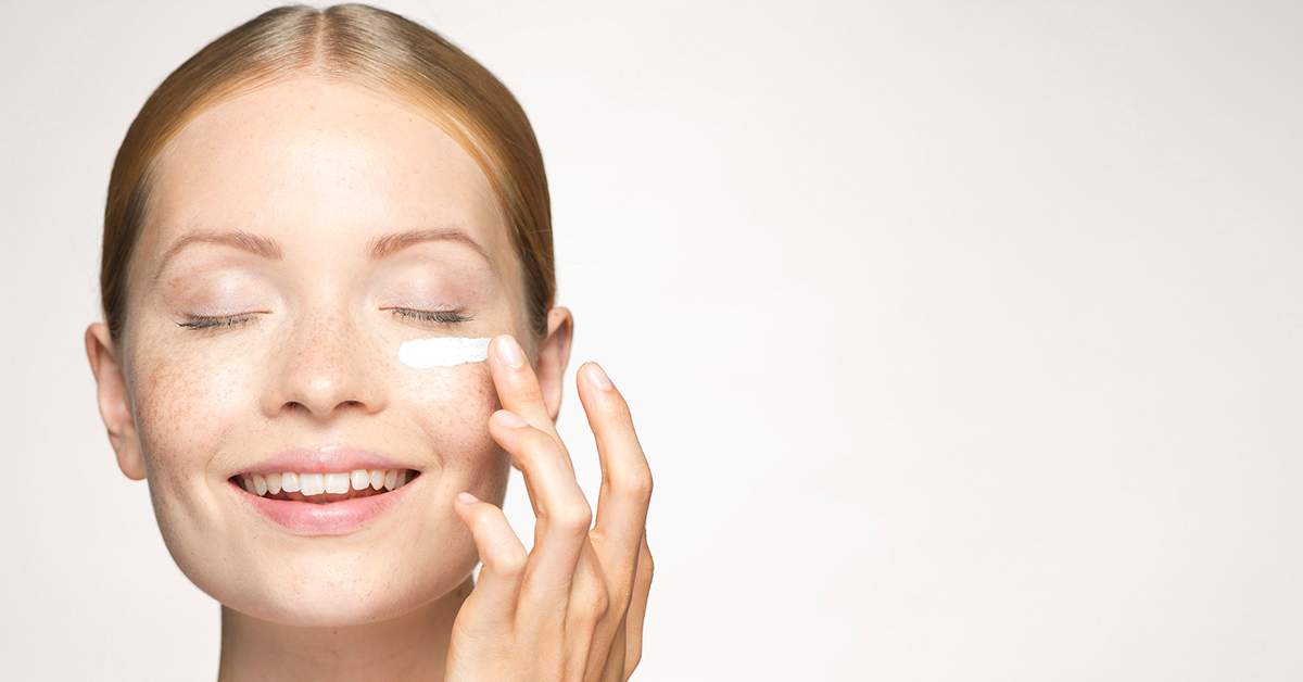 Najmodniejsze składniki przeciwstarzeniowe inspirowane medycyną estetyczną