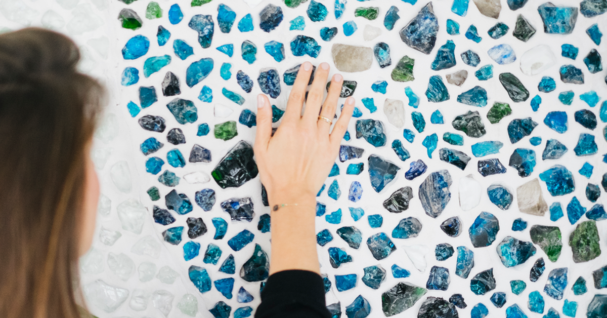 Premierowo na Vogue.pl: mozaika „Kosmos” w nowym Zodiaku