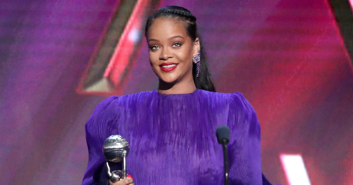 Rihanna nareszcie powraca do muzyki