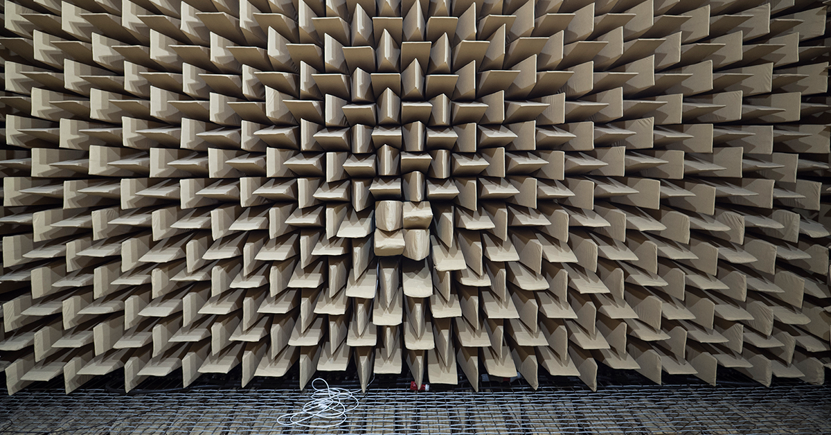 Springer szuka ciszy: Cisza absolutna