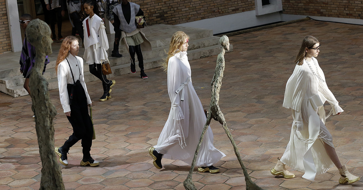 Muzealny ekscentryzm. Pokaz kolekcji Louis Vuitton Cruise 2019