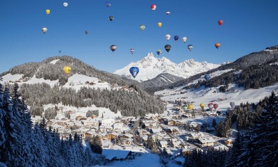 Lot balonem nad Alpami i inne atrakcje, dla których warto odwiedzić Ziemię Salzburską