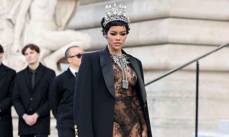 Gwiazdy brylują na paryskim tygodniu mody haute couture wiosna-lato 2026