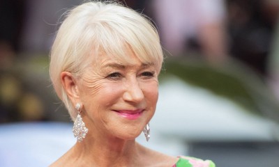 Helen Mirren w baletkach i opasce na siwych włosach łączy dojrzały styl i jesienne trendy