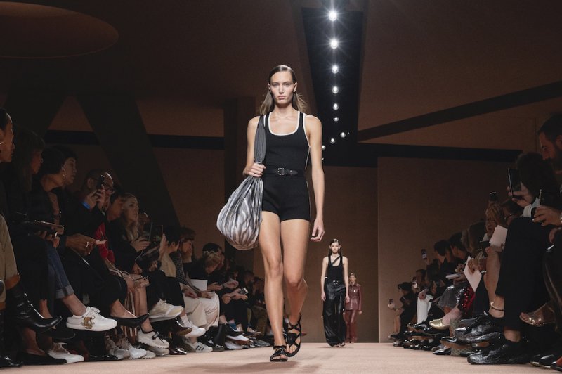 Hermès wiosna-lato 2020: Czysta perfekcja 