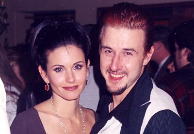 Historia jednego zdjęcia: Courteney Cox i David Arquette na premierze „Krzyku” w 1996 roku 