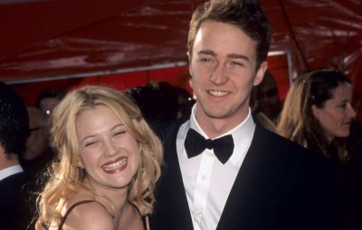 Historia jednego zdjęcia: Drew Barrymore i Edward Norton w 1999 roku