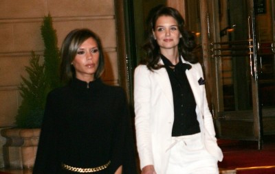 Historia jednego zdjęcia: Katie Holmes i Victoria Beckham w 2006 roku