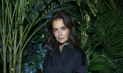 Katie Holmes w krótkim topie