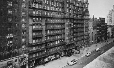 Hotel Chelsea: Miejsce spotkań artystów 