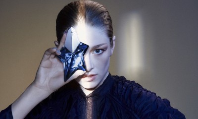 Hunter Schafer ambasadorką nowego zapachu Angel Elixir domu mody Mugler