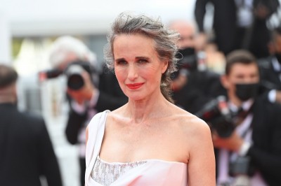 Inspirująca stylizacja: Andie MacDowell w koszuli od Magdy Butrym