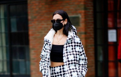 Inspirująca stylizacja: Dua Lipa w Moncler