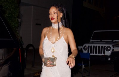  Inspirująca stylizacja: Rihanna w slip dress