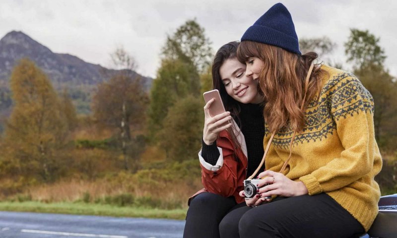 Zachwycający iPhone 15. Teraz w specjalnej ofercie dla klientów Play