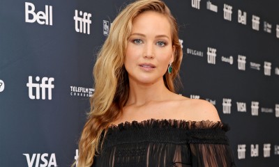 Jennifer Lawrence znalazła alternatywę dla jeansów jako idealnych spodni do sneakresów Samba