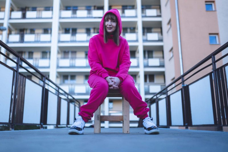 Karolina wypada z pudełka, czyli paraolimpijka na scenie