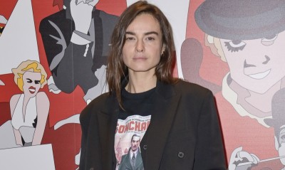 Kasia Smutniak w stylizacji w męskim stylu