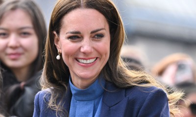 Księżna Kate w monochromatycznej niebieskiej stylizacji