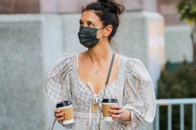 Inspirująca stylizacja: Katie Holmes w wiosennej sukience