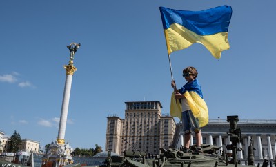 Kijów pół roku od agresji Rosji na Ukrainę: Nauka życia na nowo