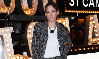 Kristen Stewart w topie idealnym na lato i tweedowym garniturze