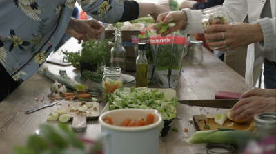 Kuchnia „no waste” według Mai Sobczak, autorki książki „Qmam kasze”