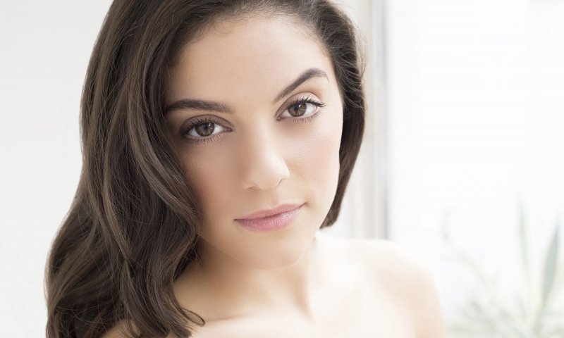 Serum Long4Lashes: Nowe spojrzenie na kultowy kosmetyk