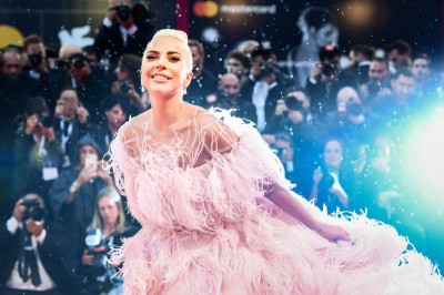 Tylko na Vogue.pl: Lady Gaga ambasadorką nowego zapachu Valentino