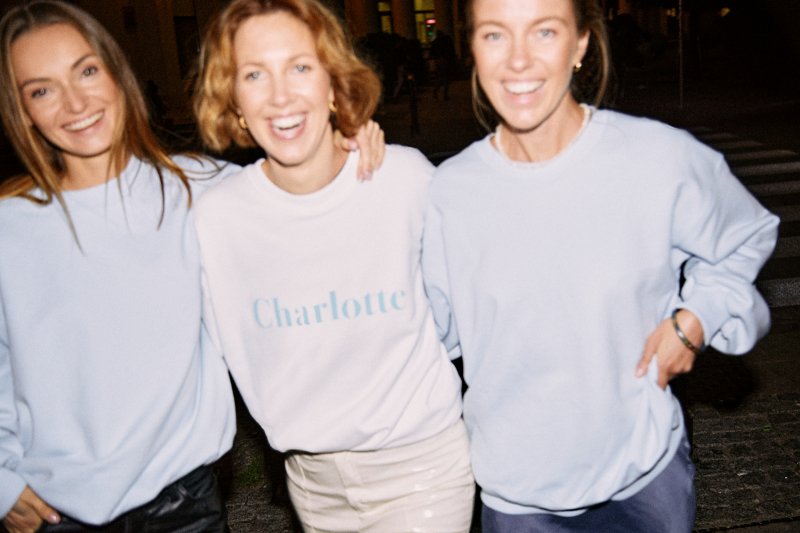 Bluzy The Odder Side na urodziny Charlotte