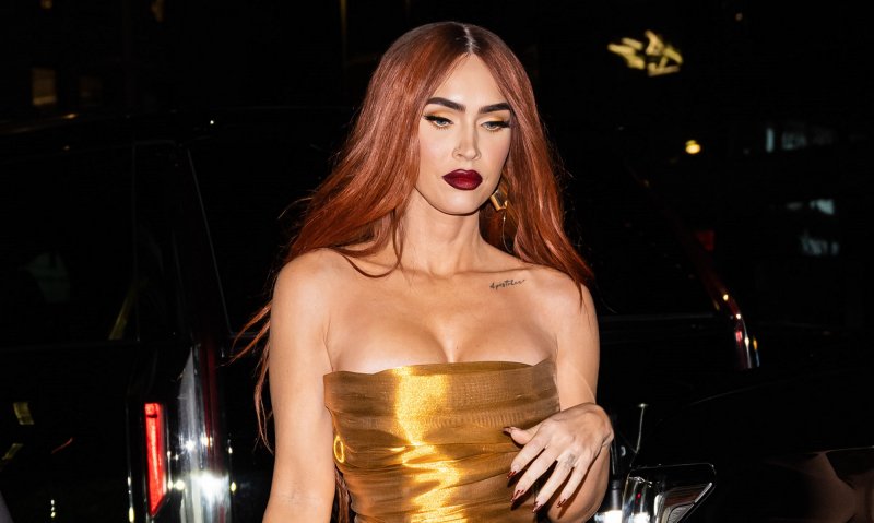 Megan Fox i Machine Gun Kelly w futurystycznych stylizacjach