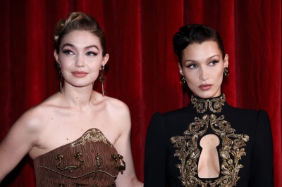 Bella i Gigi Hadid oraz inne top modelki wspierają finansowo Ukrainę 