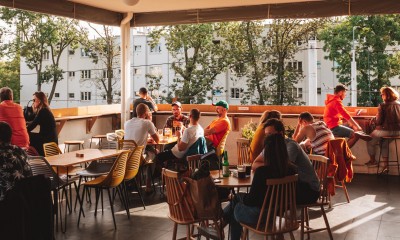 Najpiękniejsze ogródki restauracyjne w Warszawie
