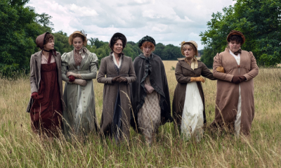 Wiemy już, jak wygląda nowa Elizabeth Bennet. Mamy zdjęcie z netflixowej „Dumy i uprzedzenia”