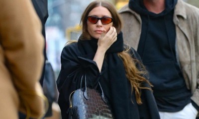 Ashley Olsen łączy największe trendy sezonu w minimalistycznej stylizacji