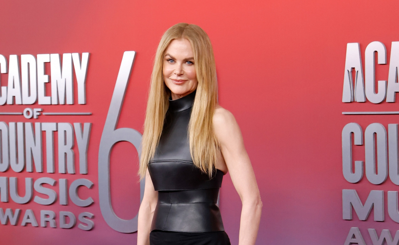 Do noszenia spódnicy na spodnie Nicole Kidman przekona największych sceptyków