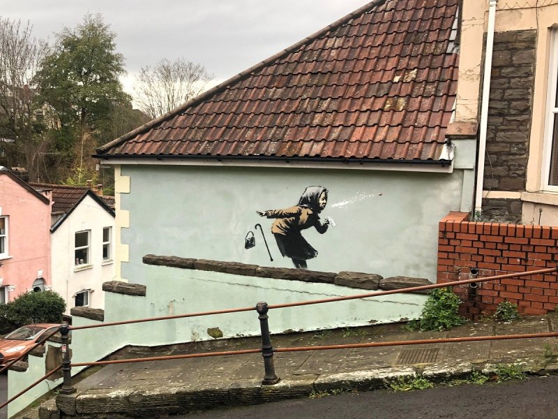 Nowy mural Banksy’ego w Bristolu 