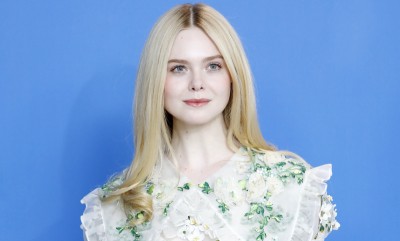 Odmieniona Elle Fanning na planie nowego serialu