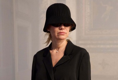 Pamela Anderson wystąpiła w najmodniejszych butach z sieciówki