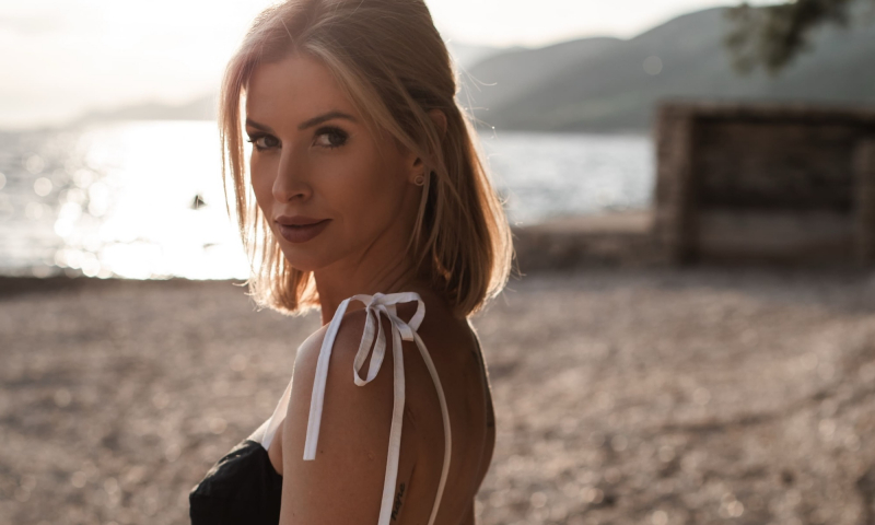 Paula Jagodzińska stworzyła dla Naoko wakacyjną kolekcję „Saltwater & Sunsets”