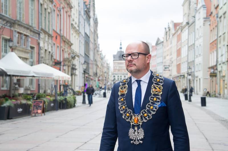 Paweł Adamowicz nie żyje 
