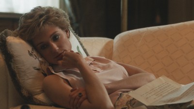 Pierwsze zdjęcie Elizabeth Debicki jako Lady Di w „The Crown”