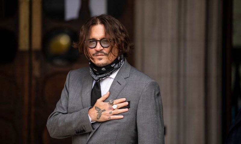 Filmowa metamorfoza: Johnny Depp w roli Ludwika XV