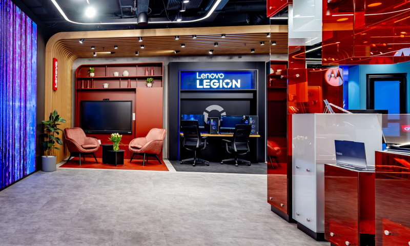 Zaglądamy do pierwszego w Polsce showroomu marek Lenovo i Motorola 
