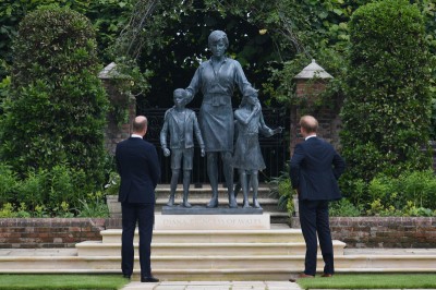 Odsłonięto pomnik upamiętniający Lady Di 