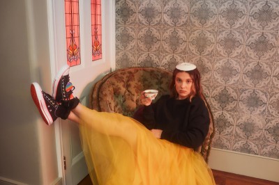 Premierowo na Vogue.pl: Converse x Millie Bobby Brown