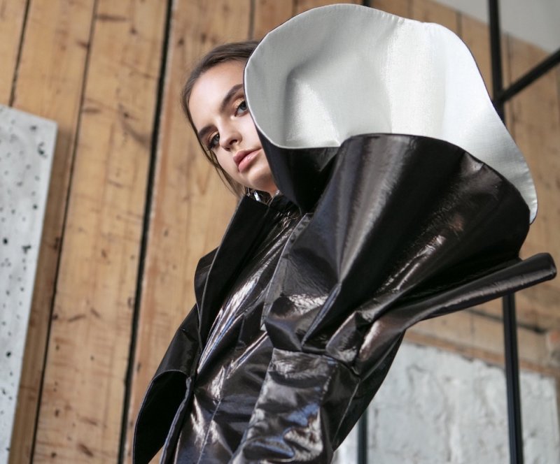 Premierowo na Vogue.pl: Kolekcja „Release” Joanny Małeckiej